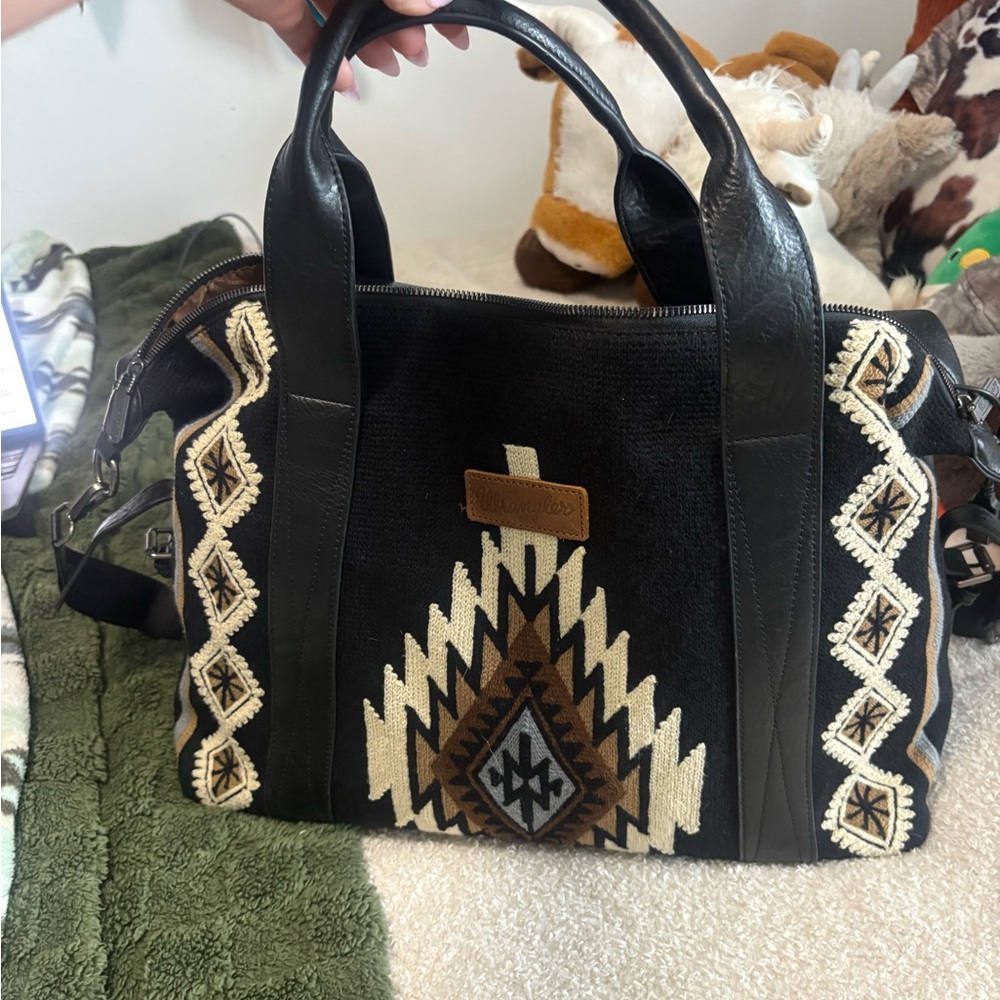 Wrangler Black and Cream Duffle Bag